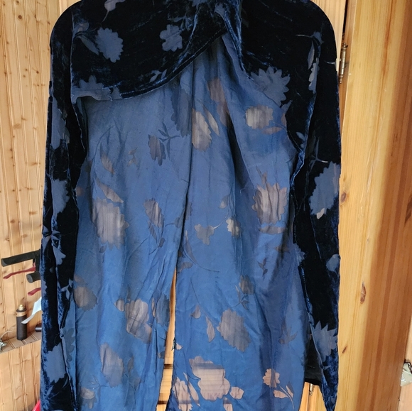 Womens scarf - Picture 7 of 8